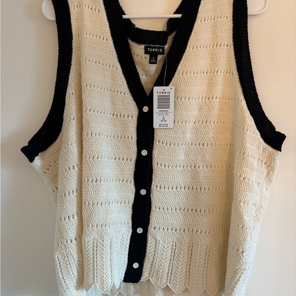 Torrid Black and Cream Sweater Tank